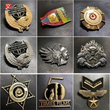 企业金银徽章定制 源头厂家的烤漆珐琅工艺与金属胸章制作全解析